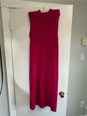 Babaton knitted fuschia midi dress